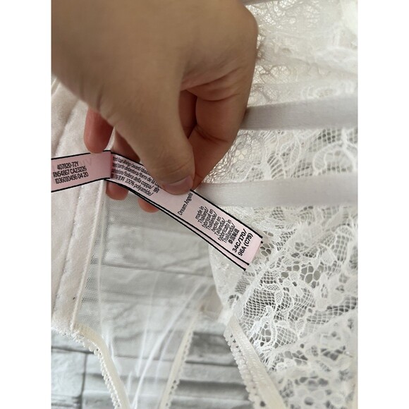 Victoria’s Secret White Lace Corset Basque Bra Sexy Wedding Lingerie 34C - Picture 5 of 8
